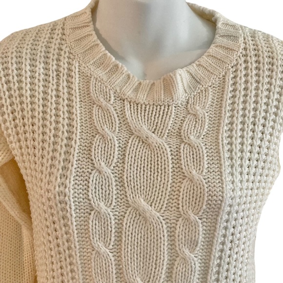 Cabin Fever | Sweater - Picture 5 of 10